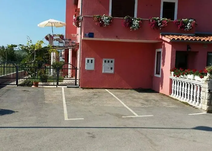 Dragica A6 Villa