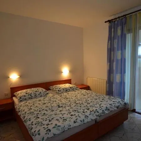 Villa Dragica A6 *